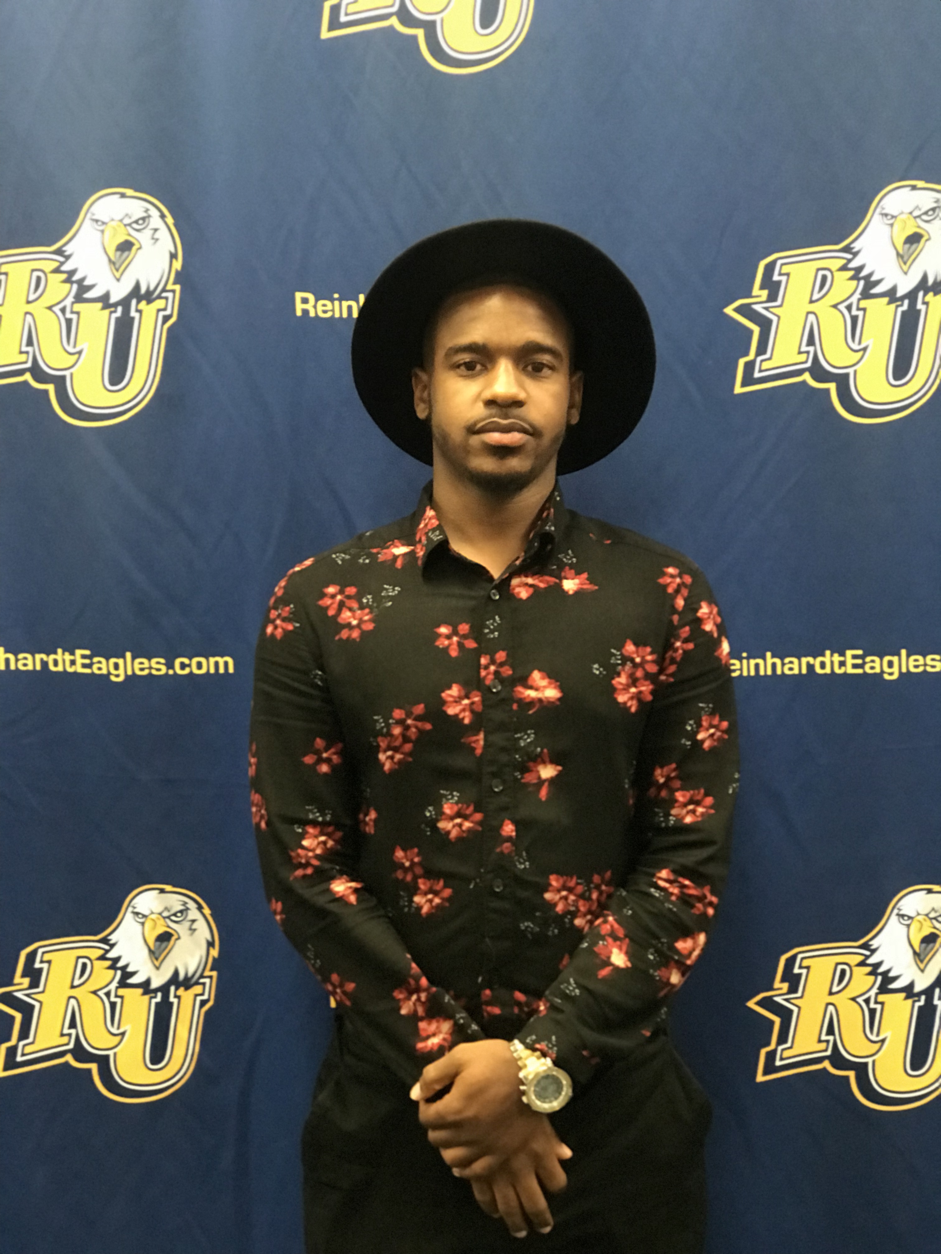 Upload a recent headshot photo